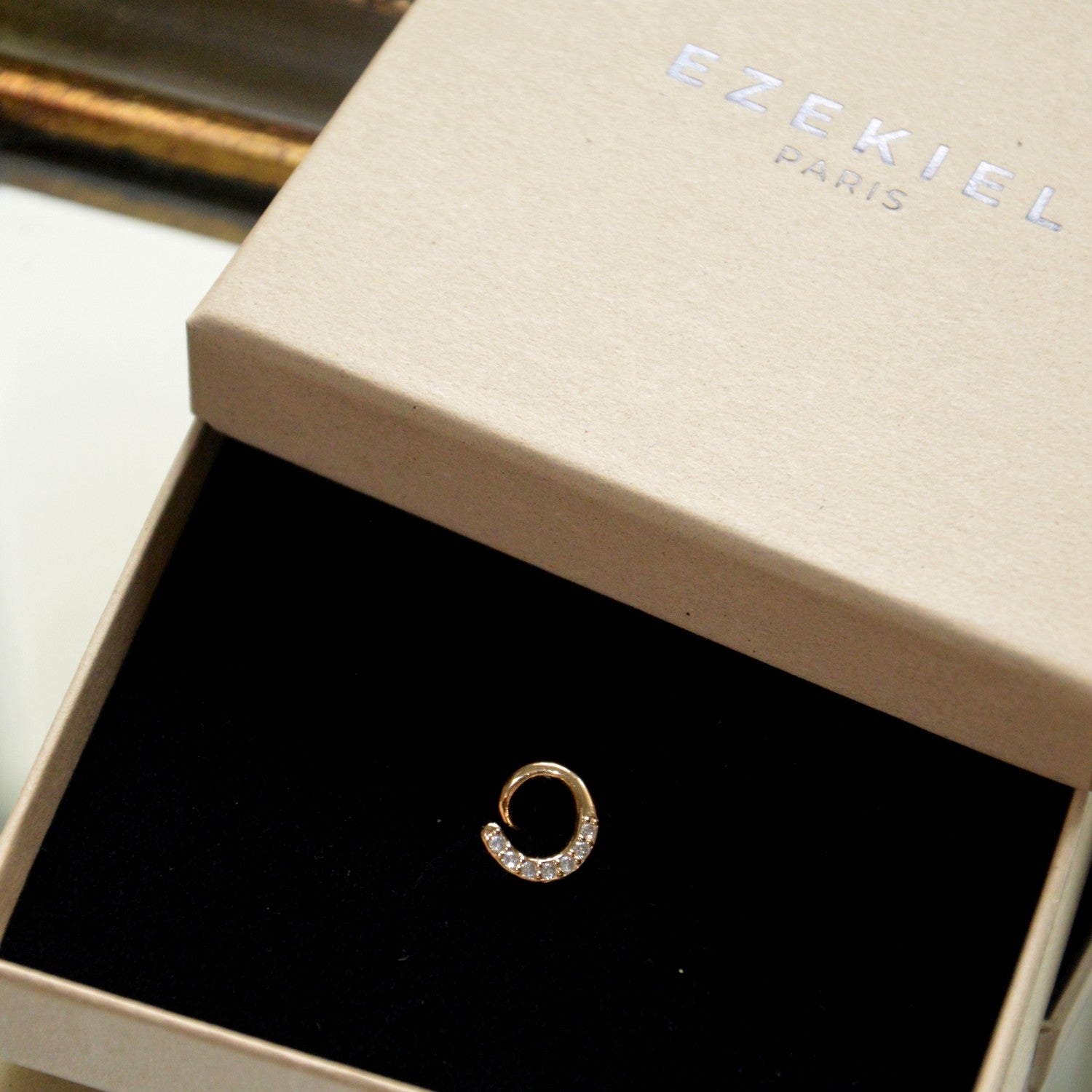 Boucle Individuelle Infinity - Bague d'Oreille Plaqué Or 18K et Zirconium