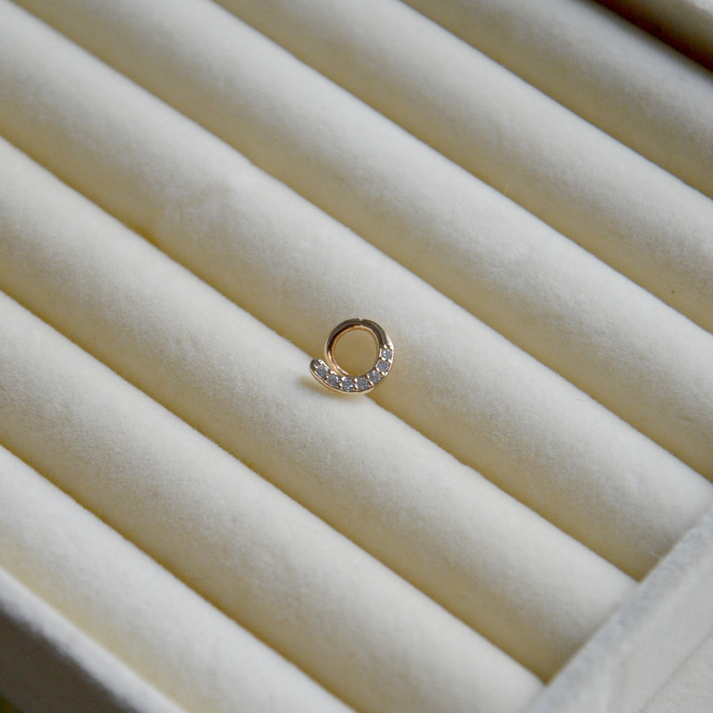 Boucle Individuelle Infinity - Bague d'Oreille Plaqué Or 18K et Zirconium