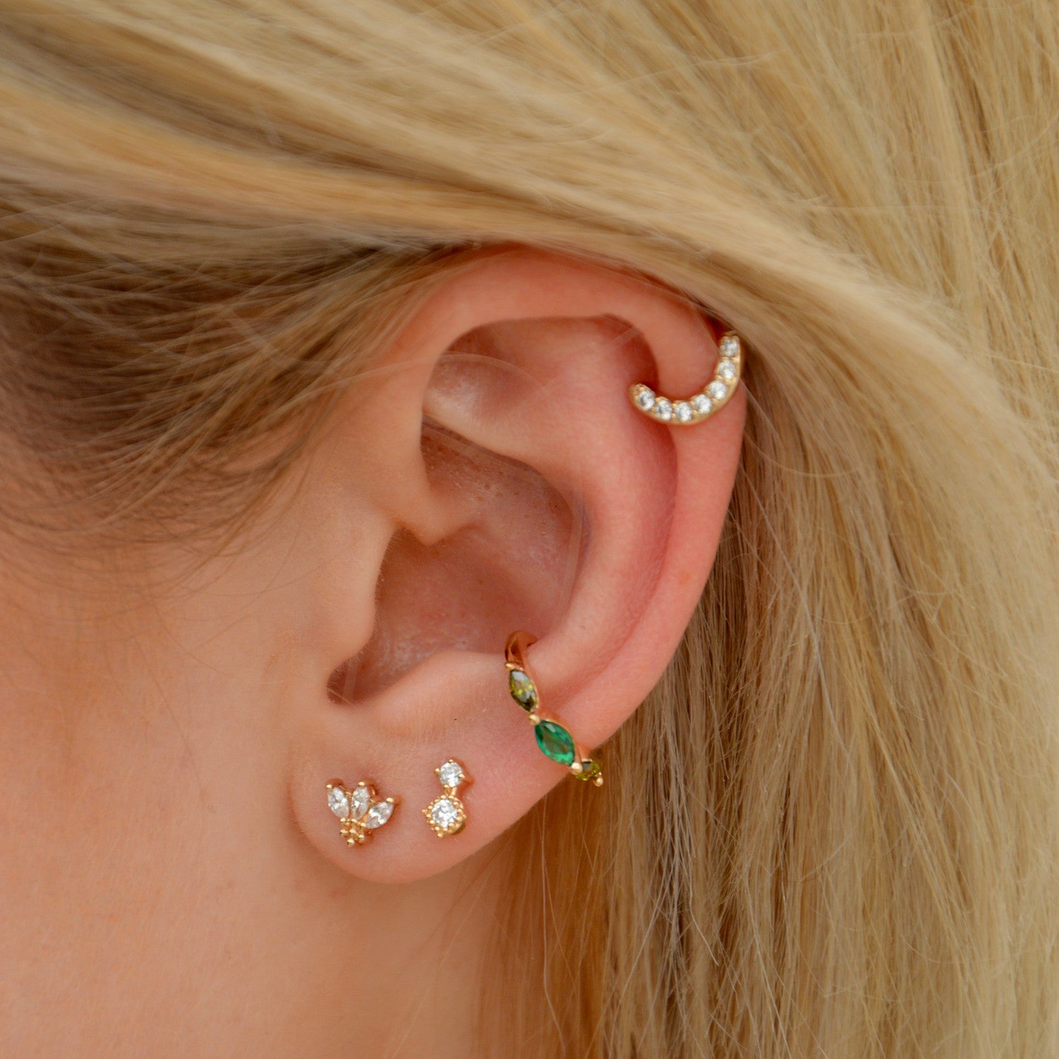 Boucle Individuelle Irina Vert Emeraude - Faux Piercing - Bague d'Oreille Plaqué Or 18K et Zirconium