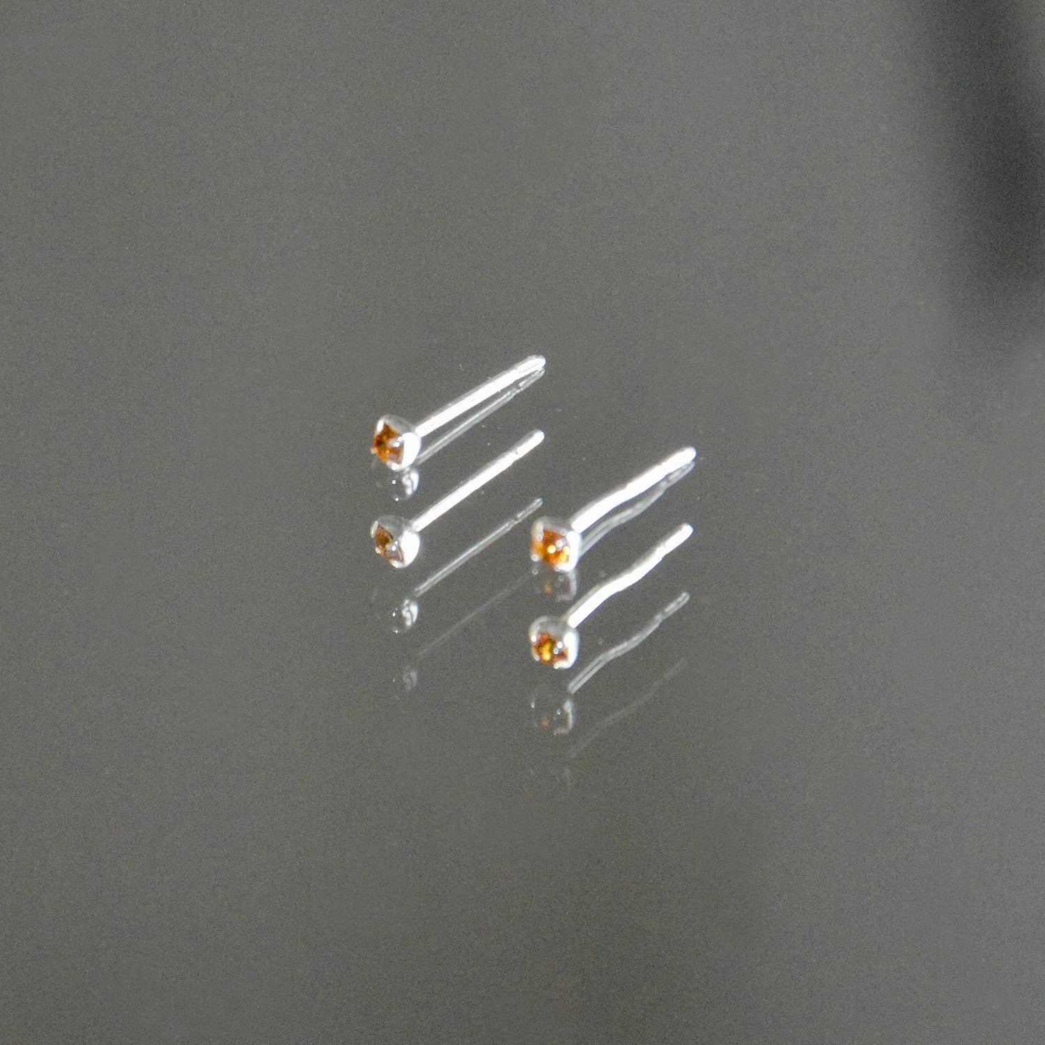 Boucles d'Oreilles Cristal Clear - Orange Fauve - Clous d'Oreilles Argent 925 Rhodié et Cristal