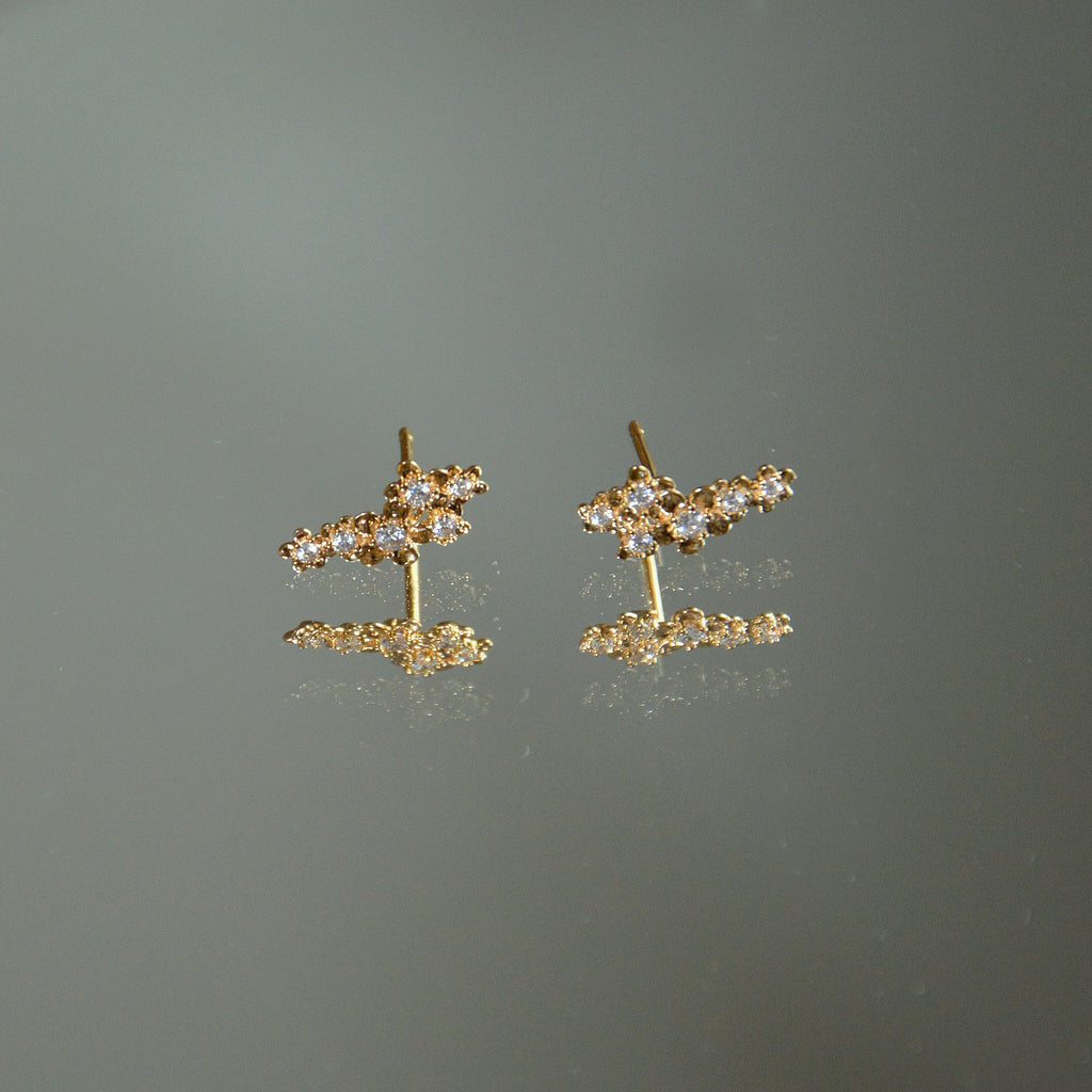 Boucles d'Oreilles Michelle - Puces d'Oreilles Feuillage Plaqué Or 18K et Zirconiums - 2cm
