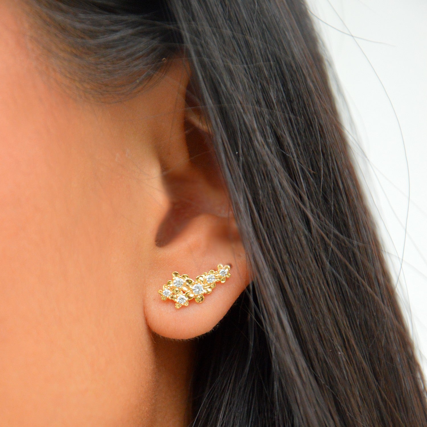 Boucles d'Oreilles Michelle - Puces d'Oreilles Feuillage Plaqué Or 18K et Zirconiums - 2cm