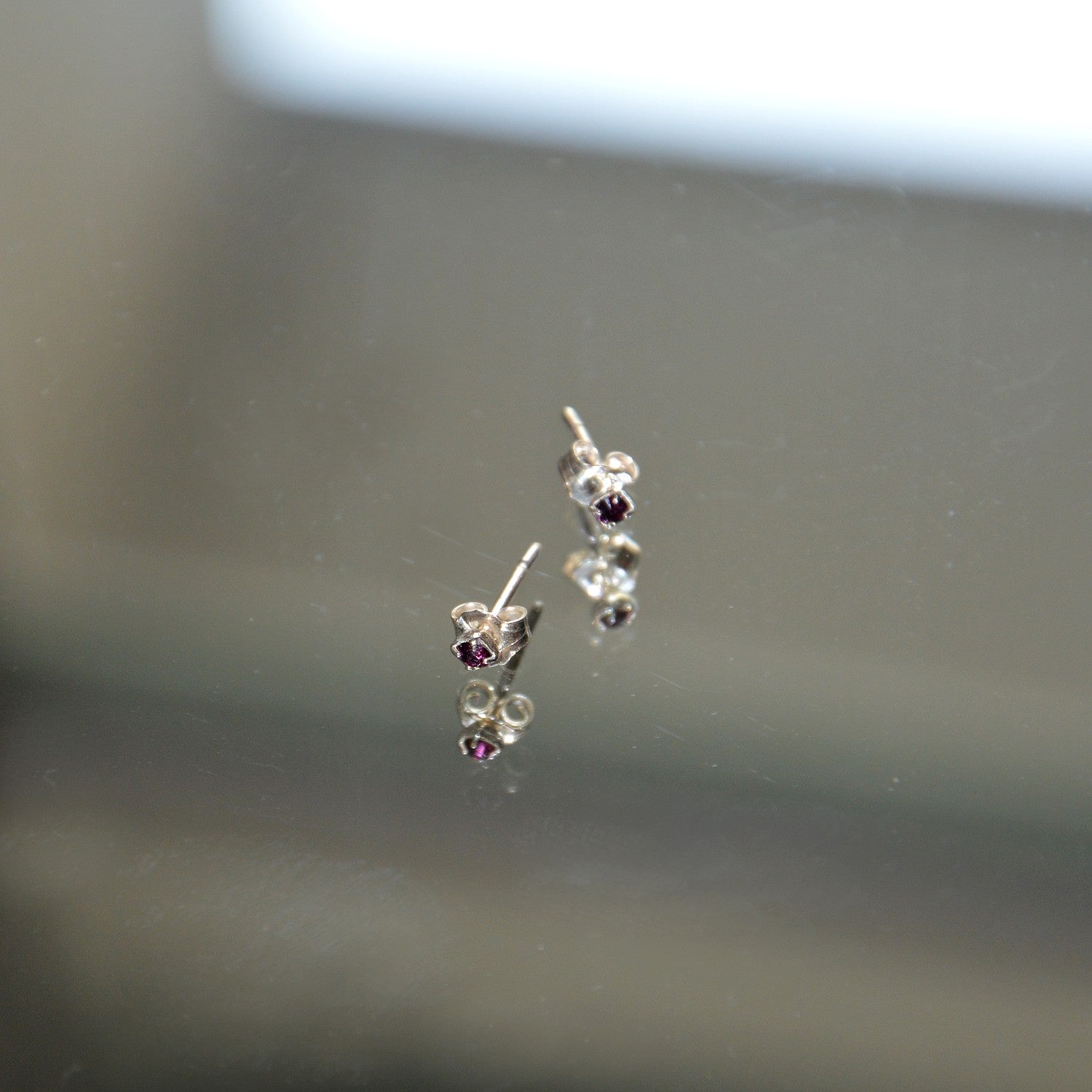 Boucles d'Oreilles Cristal Clear - Ultra Violet - Clous d'Oreilles Argent 925 Rhodié et Cristal