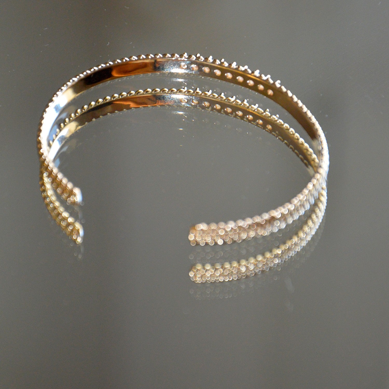 Jonc Mila - Bracelet Rigide Plaqué Or 18K & Zirconium