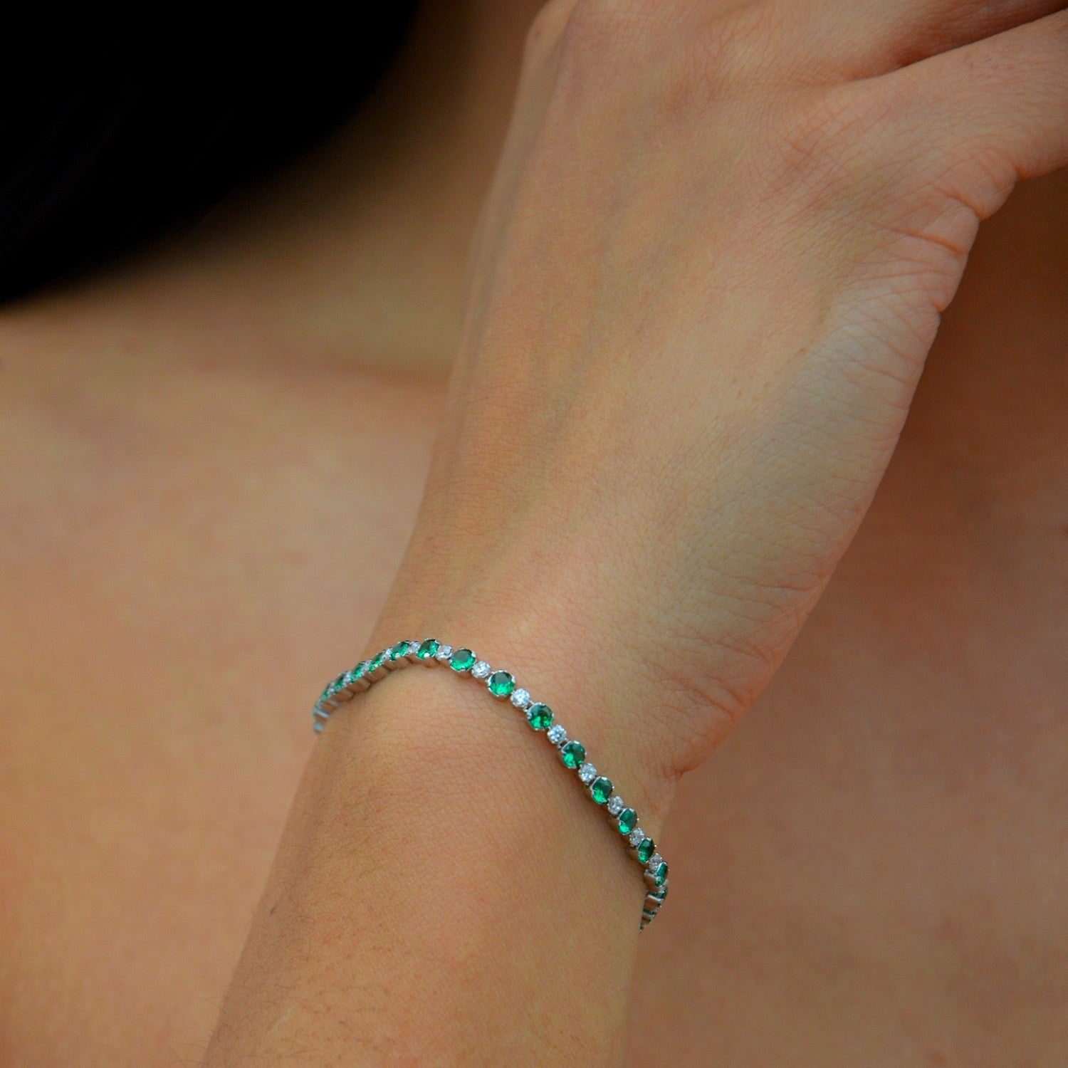 Bracelet Tennis Signature - Icône – Vert Emeraude - Plaqué Or 18K ou Argent 925 Rhodié & Zirconiums