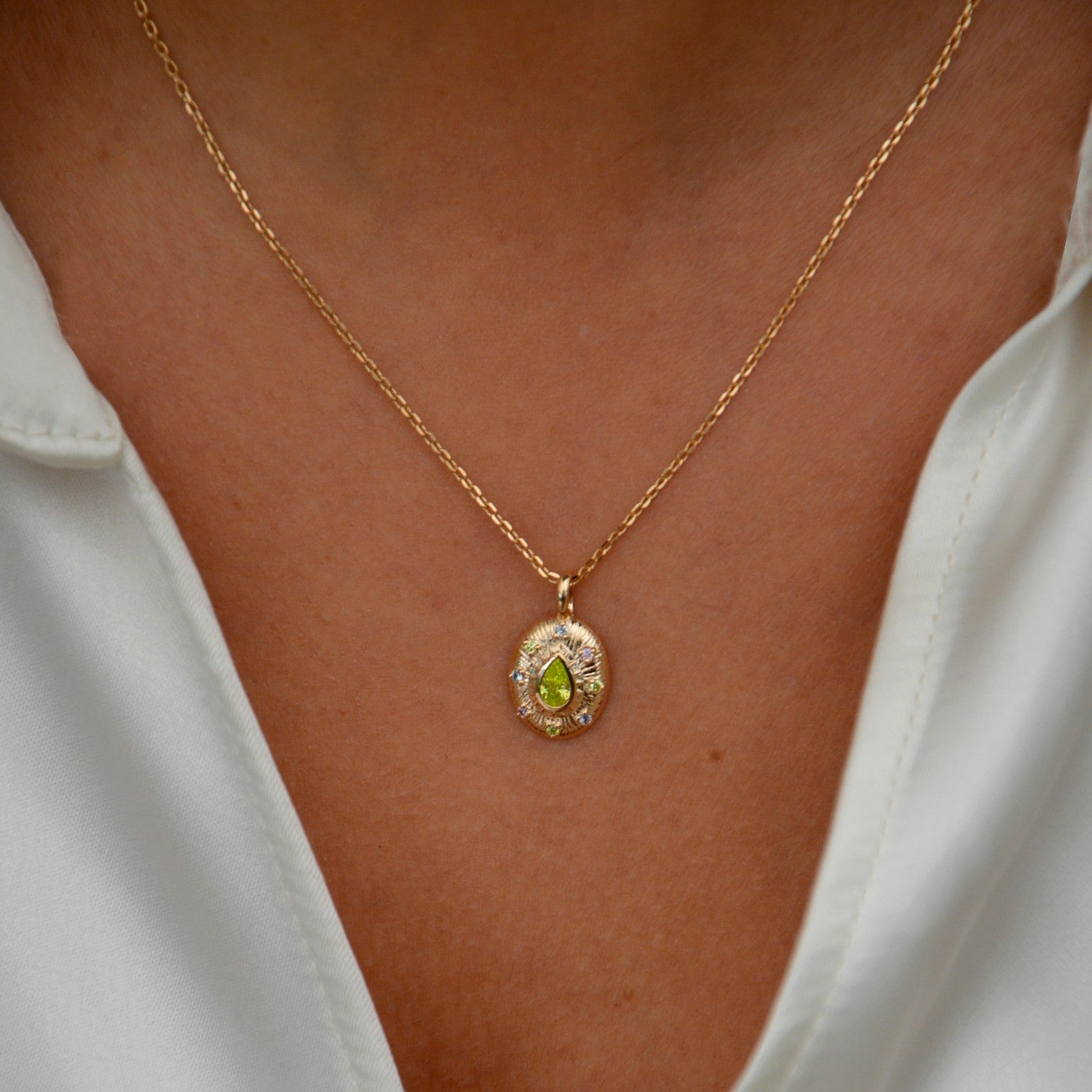 Collier Fortuna - Pendentif Amulette Œil de l'Abondance Plaqué Or 18K & Zirconium