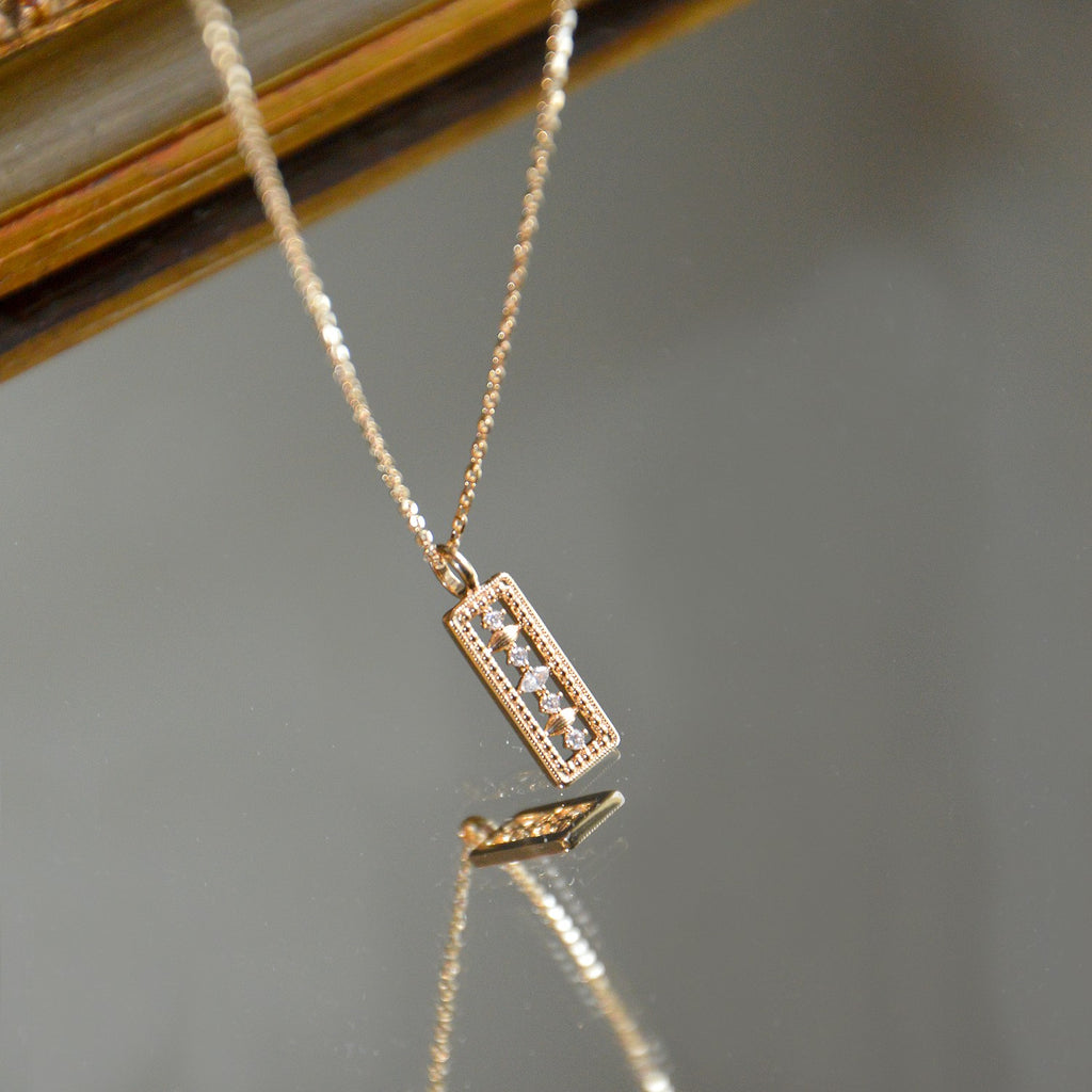 Collier Joy - Pendentif Amulette Porte Bonheur Plaqué Or 18K & Zirconium