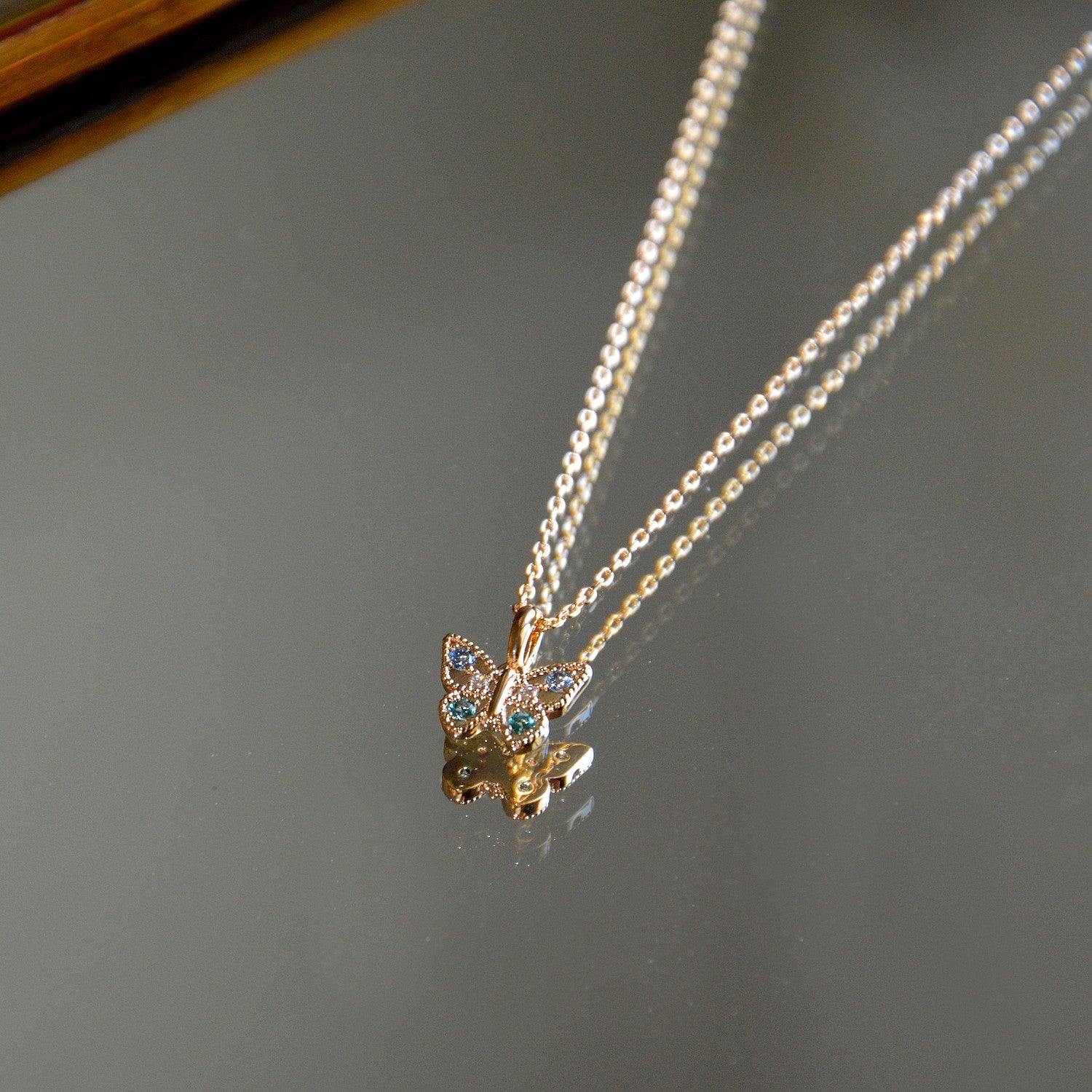 Collier Papillon - Plaqué Or 18K et Zirconium Bleu