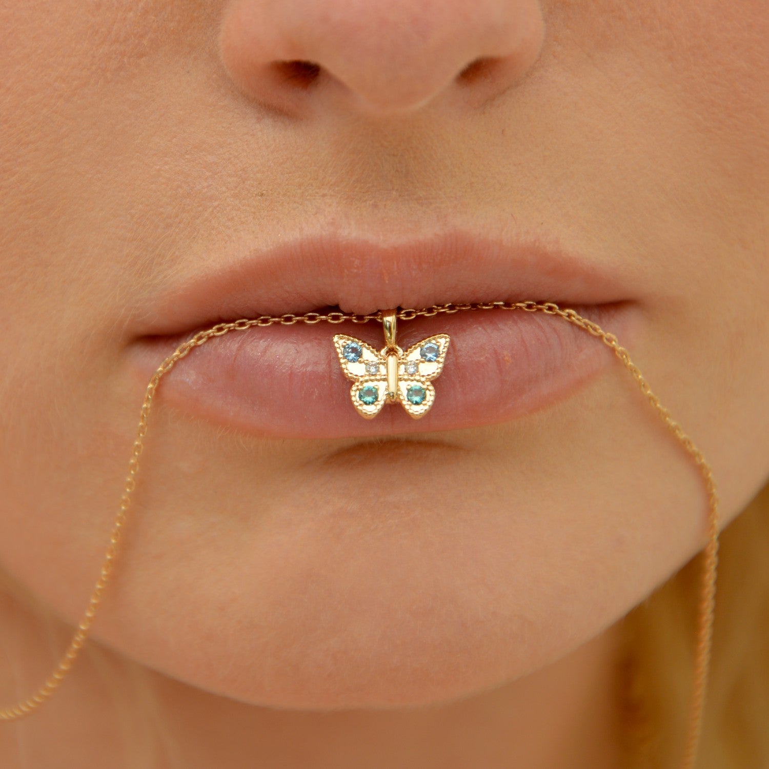 Collier Papillon - Plaqué Or 18K et Zirconium Bleu