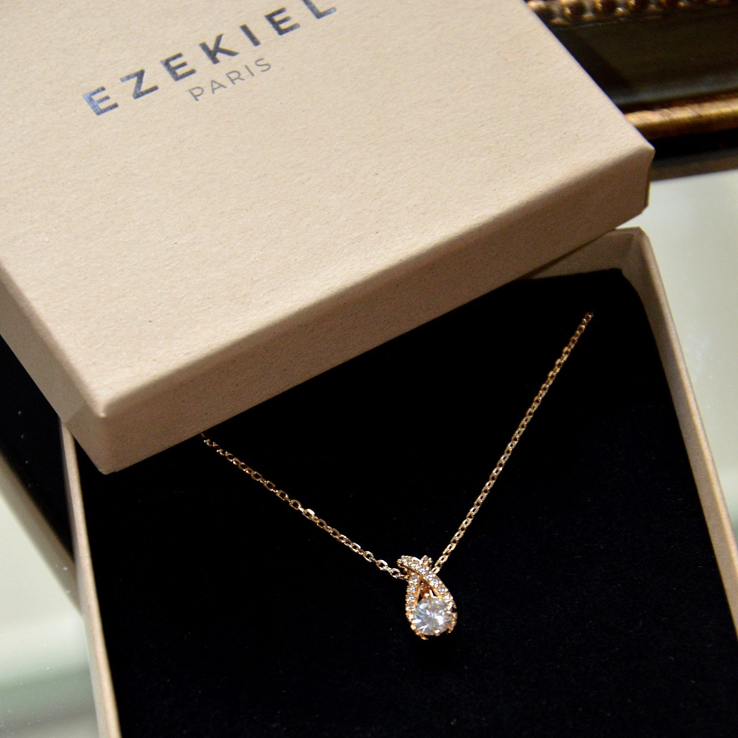 Collier Amour Libre - Pendentif Goutte Plaqué Or 18K & Zirconium