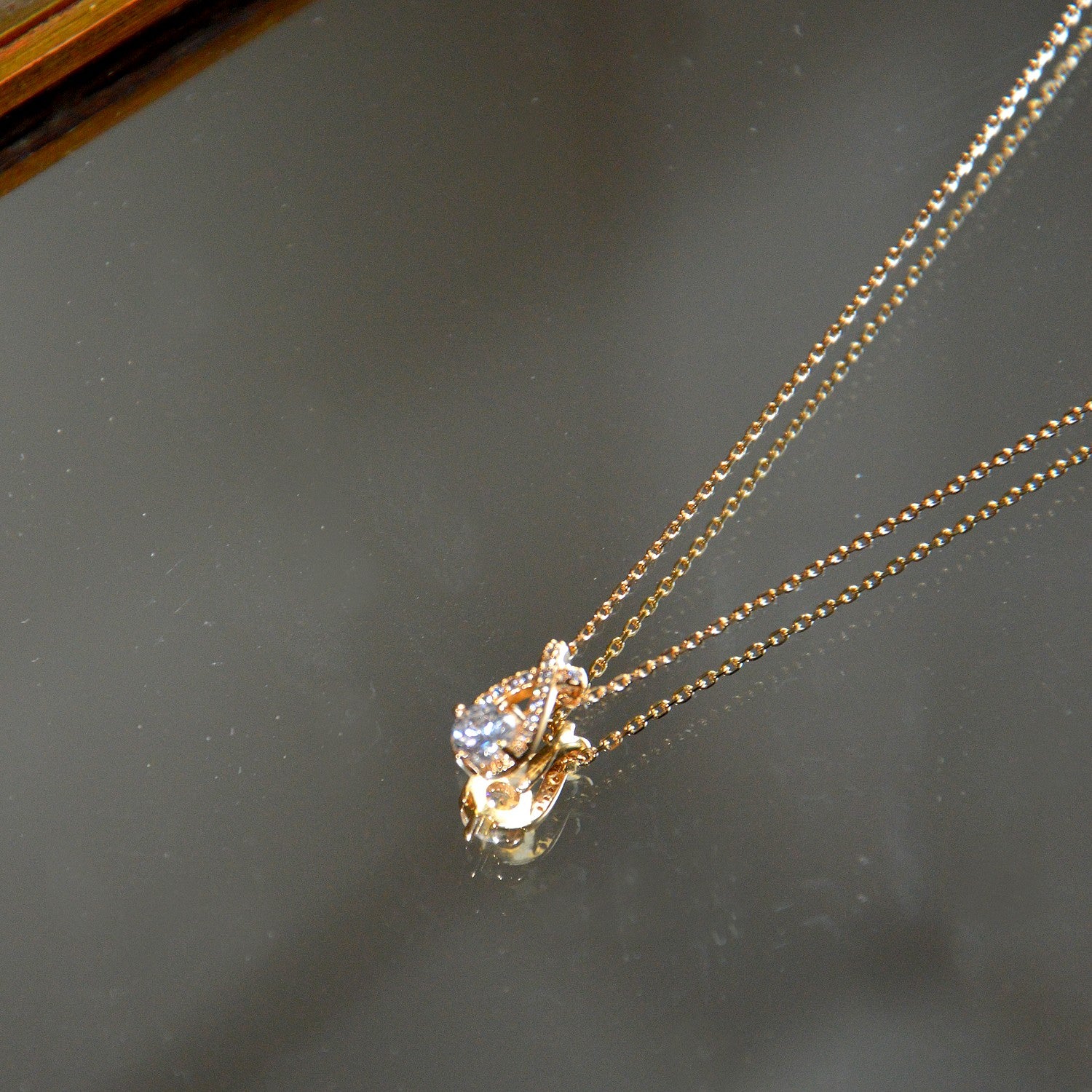 Collier Amour Libre - Pendentif Goutte Plaqué Or 18K & Zirconium