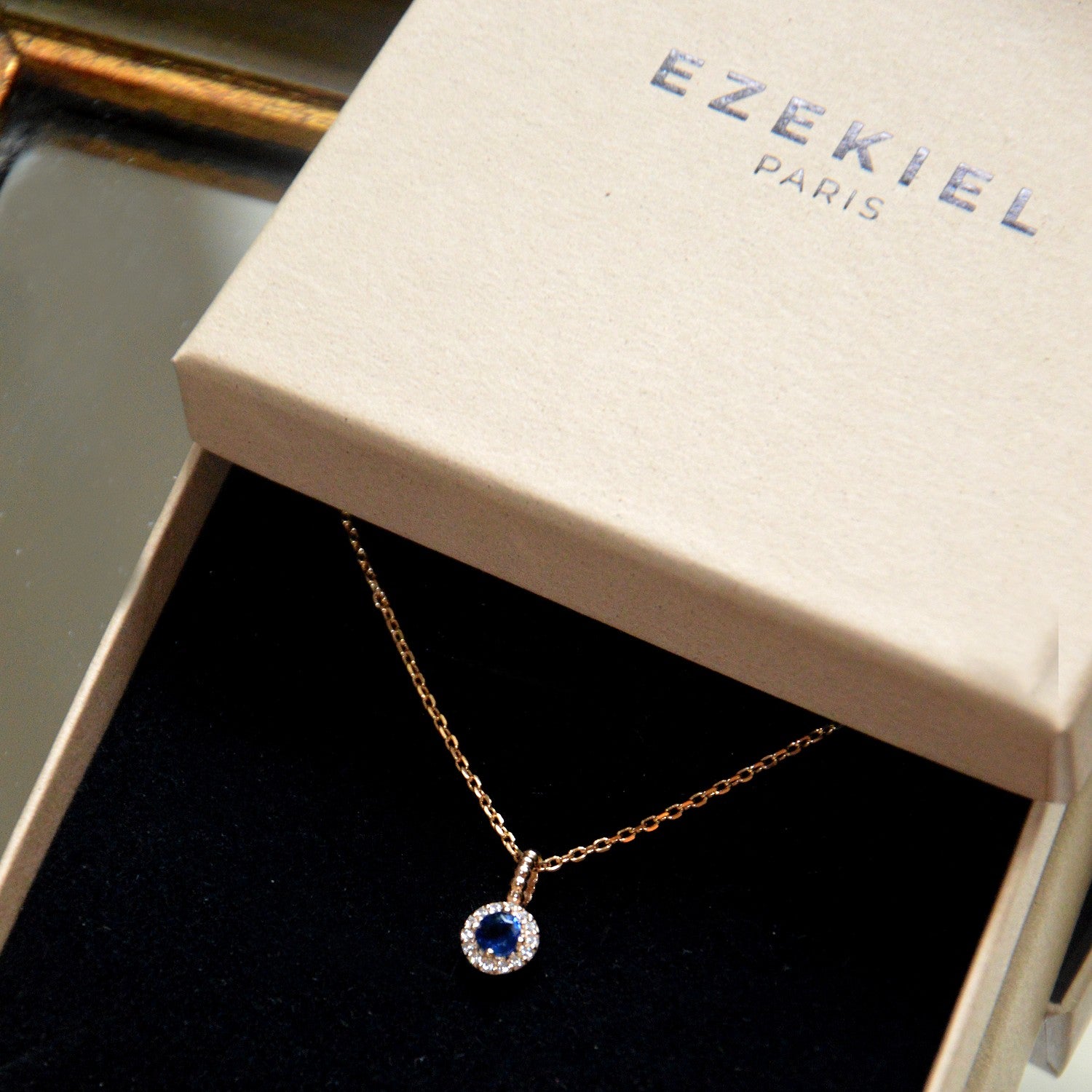 Collier Eternity - Plaqué Or 18K et Zirconium Bleu Saphir - 1cm