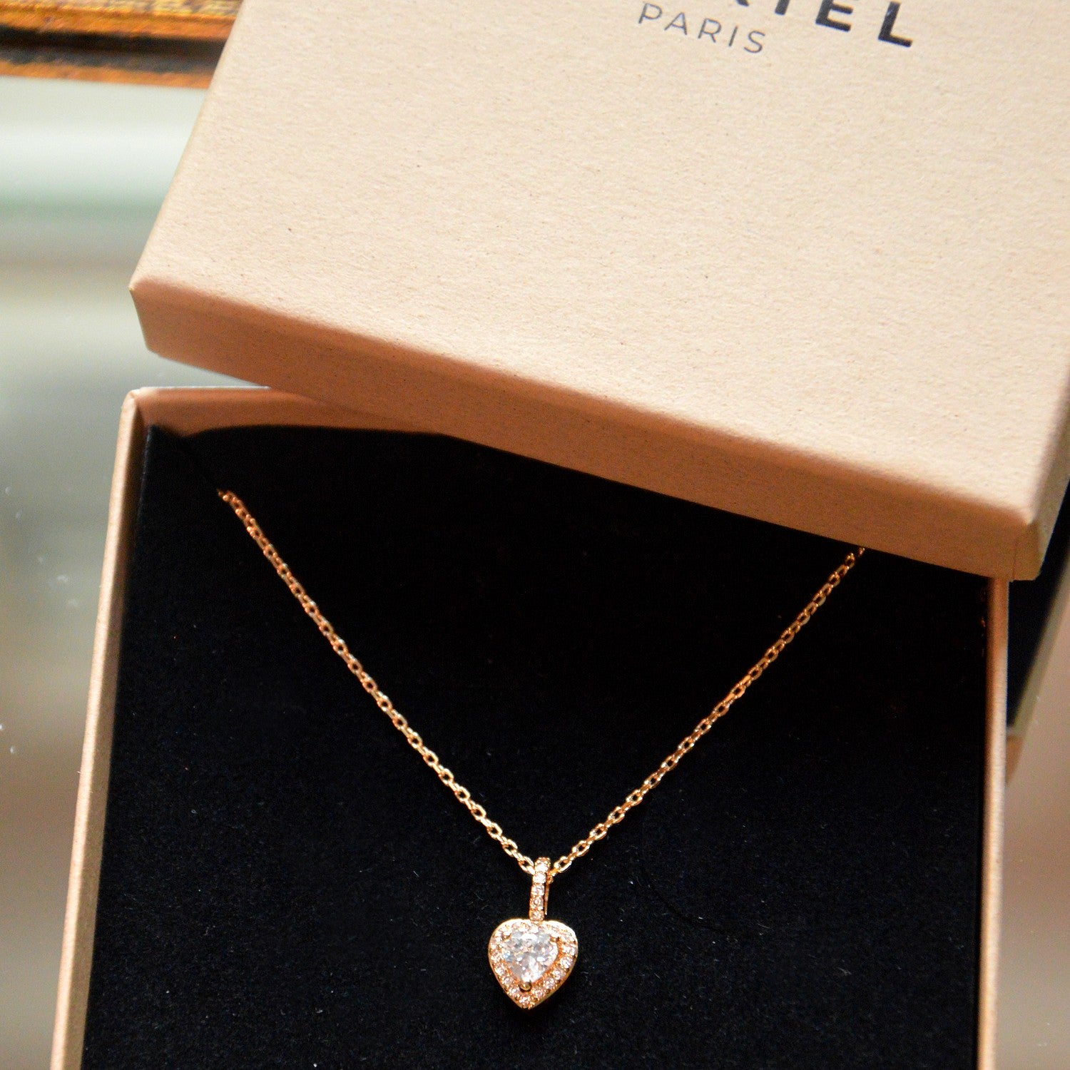 Collier Valentine - Pendentif Coeur Plaqué Or 18K & Zirconium