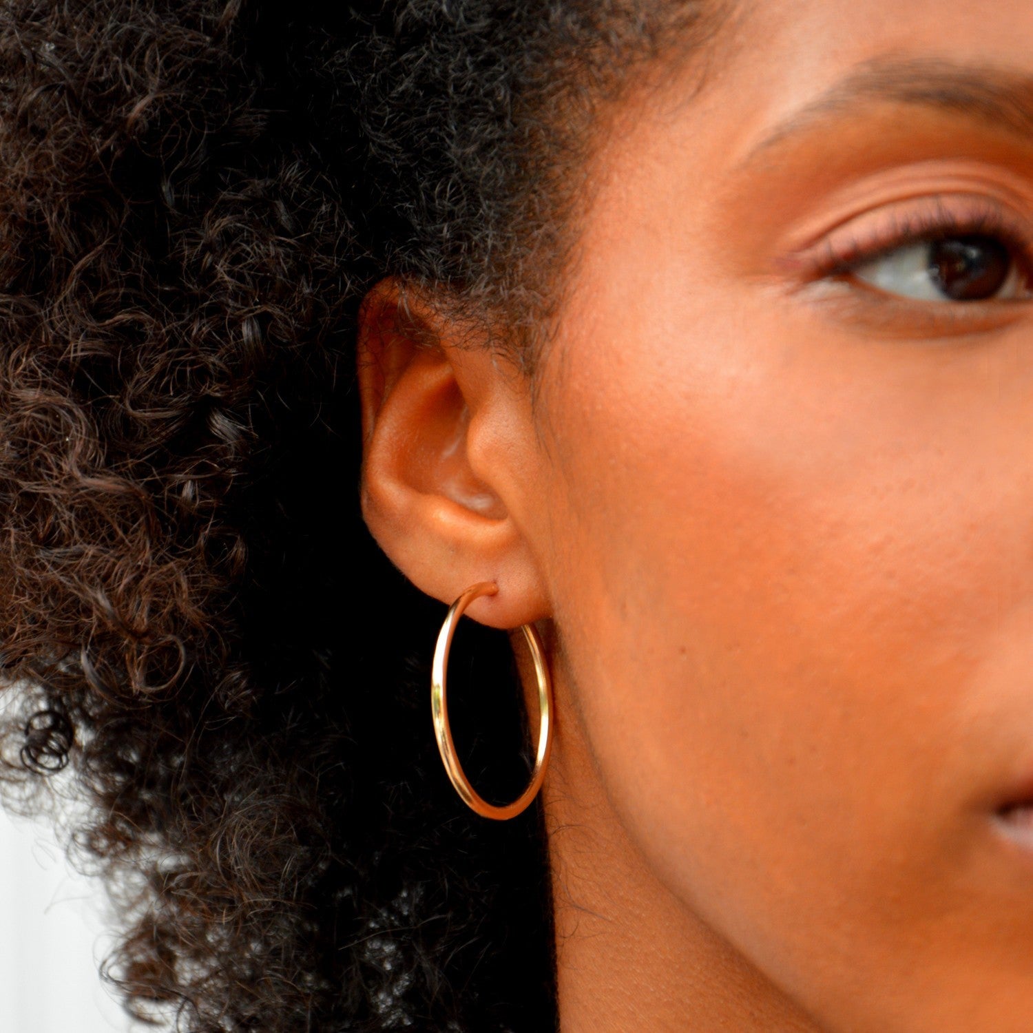 Boucles d'Oreilles Essentials - Créoles Fines Plaqué Or 18K - 4cm