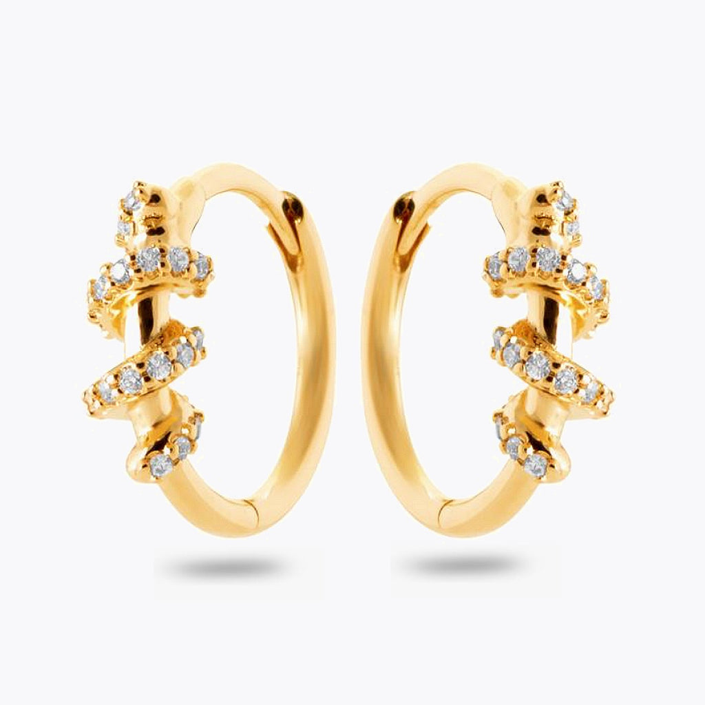 Boucles d'Oreilles The Divine - Créoles Torsades Plaqué Or 18K et Zirconiums - 2cm