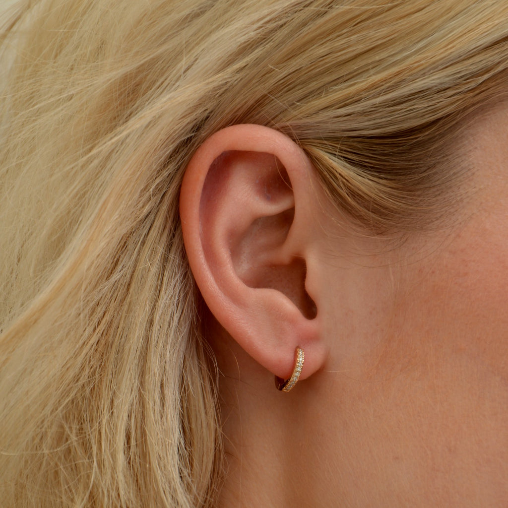 Boucles d'Oreilles Thea -Mini Créoles Plaqué Or 18K et Zirconiums - 1cm
