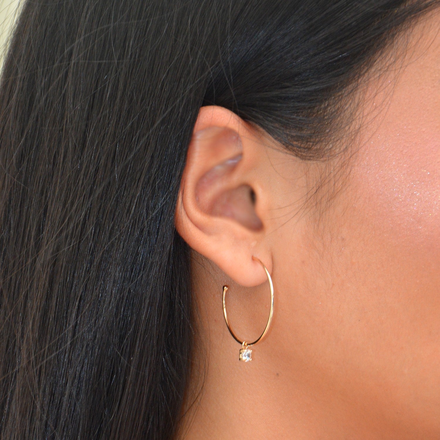 Boucles d'Oreilles Kylie - Créoles Plaqué Or 18 et Zirconium - 5cm