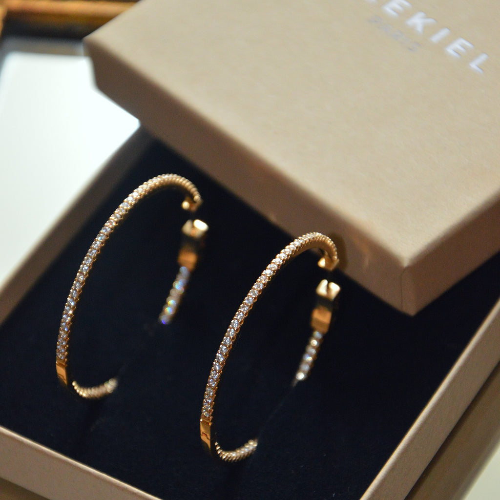 Boucles d'Oreilles Paola - Créoles Plaqué Or 18K et Zirconiums - 6cm