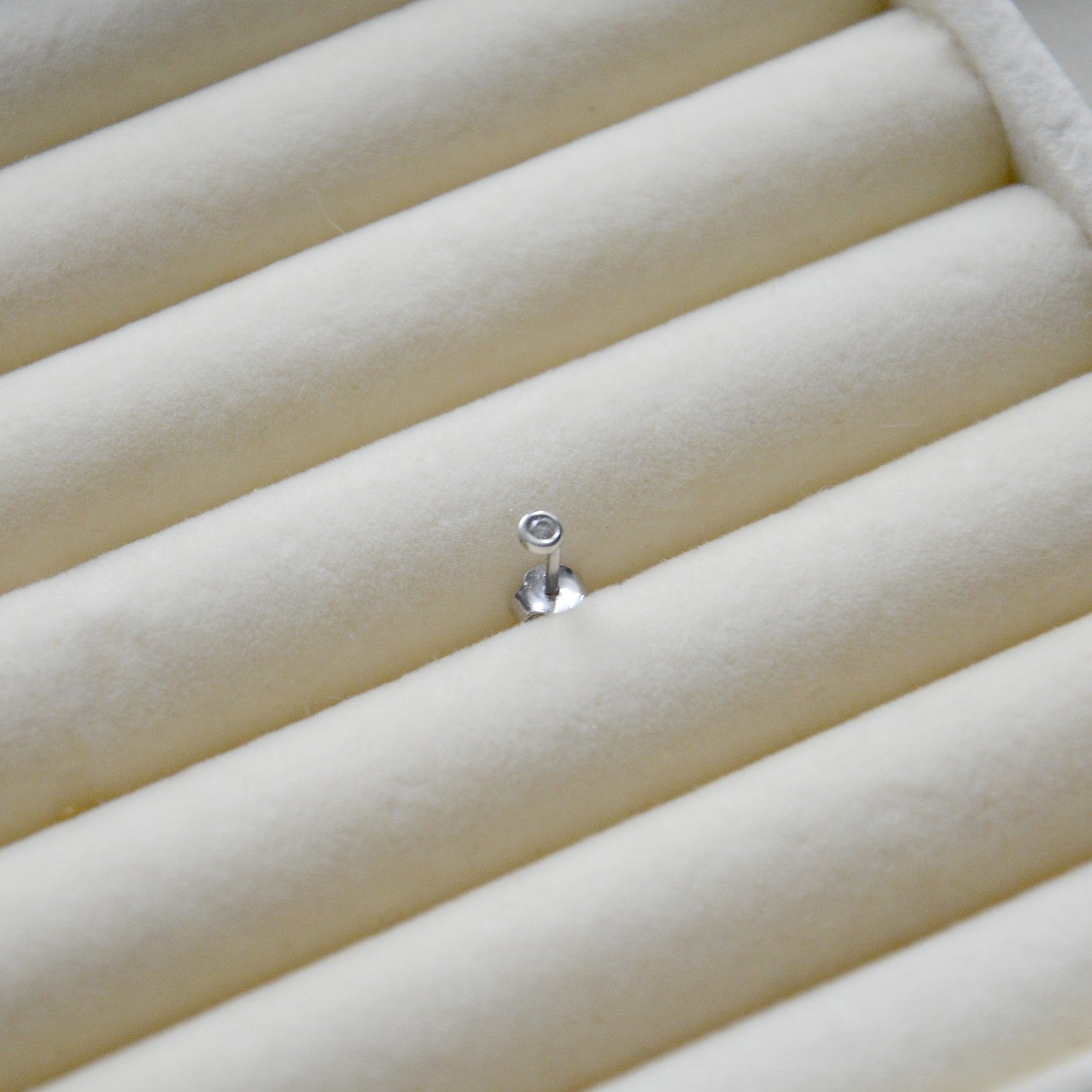Boucle d'Oreille Individuelle Gabriella - Piercing Argent 925 Rhodié et Zirconium - 5mm